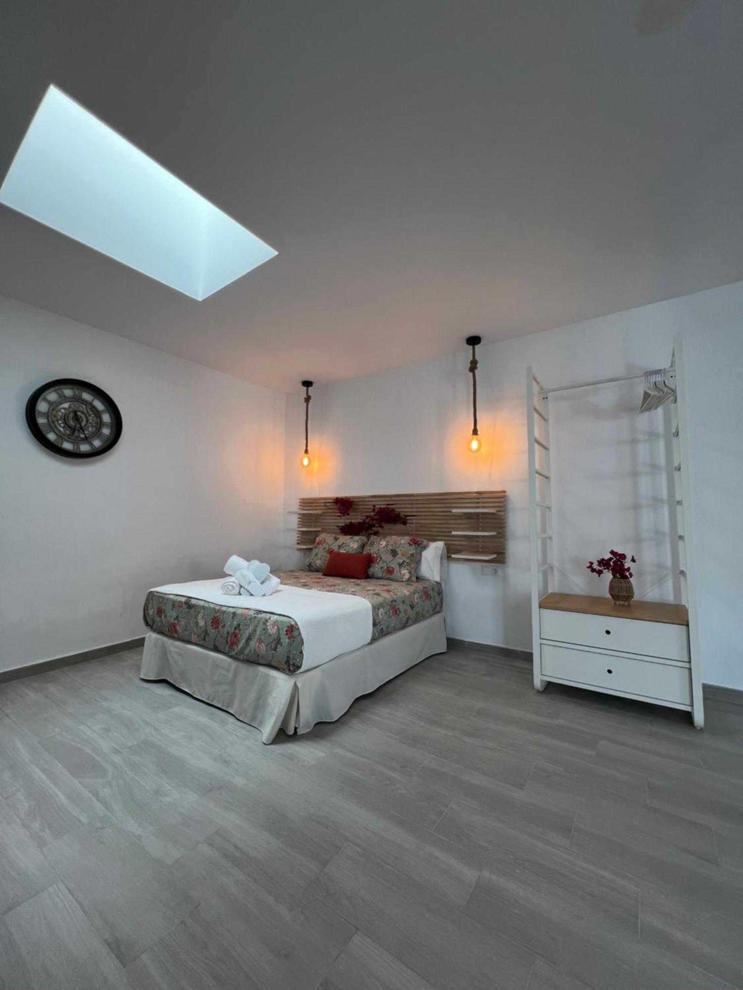 Apartamentos Turisticos A.Parra Херес-де-ла-Фронтера Экстерьер фото