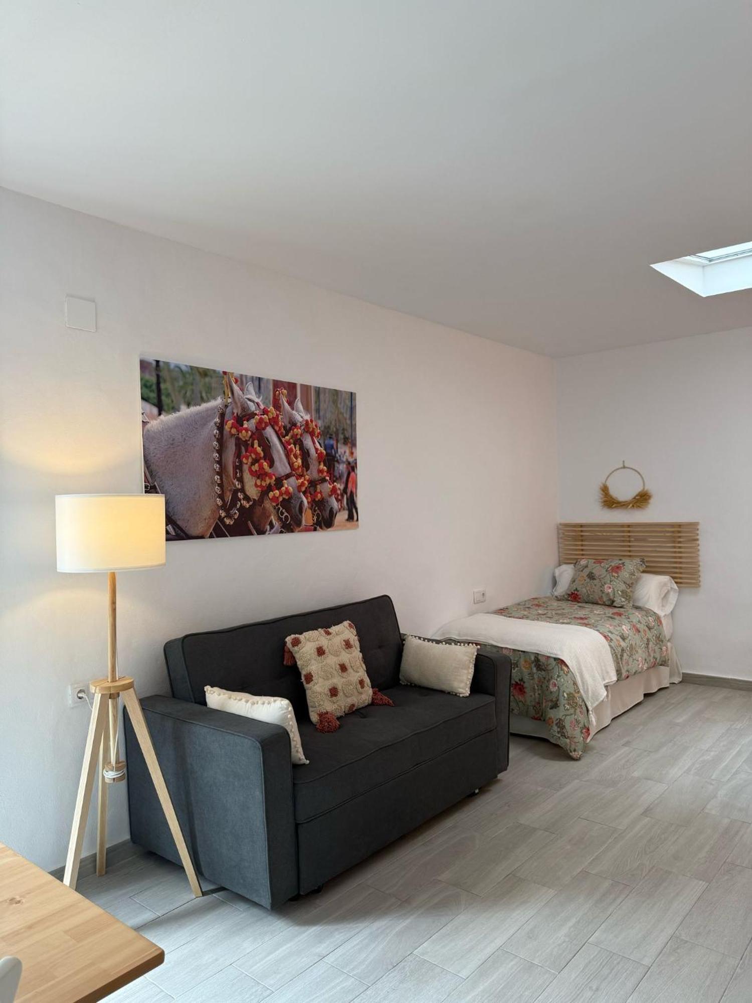 Apartamentos Turisticos A.Parra Херес-де-ла-Фронтера Экстерьер фото